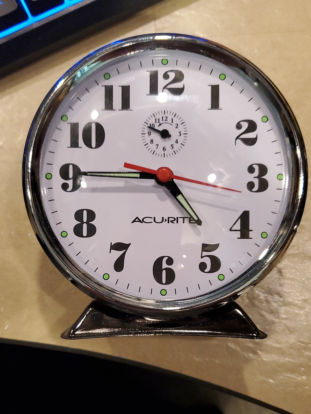 New Acurite Classic White Analog Alarm Clock with Black Accents